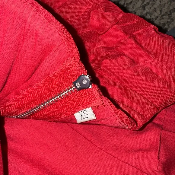 Red Strapless Ruched Top - Picture 3 of 3